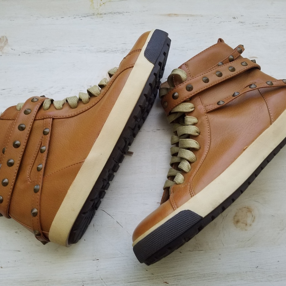 Rouge Helium Tan boots Size 8/38